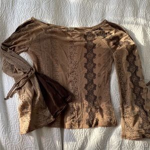 Vintage sheer flared arm top